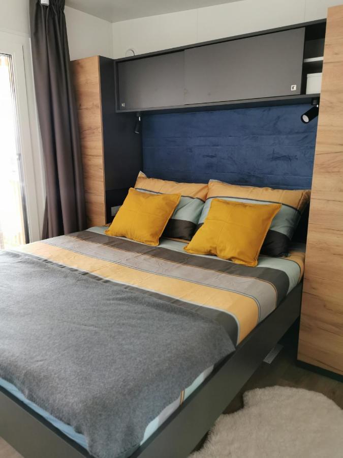 Mobile Aurora Apartment